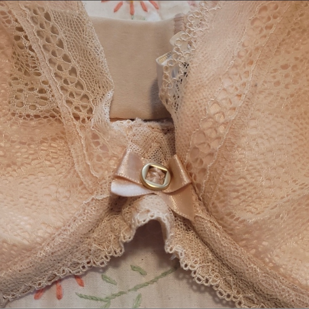 Chantelle 34DDD like new